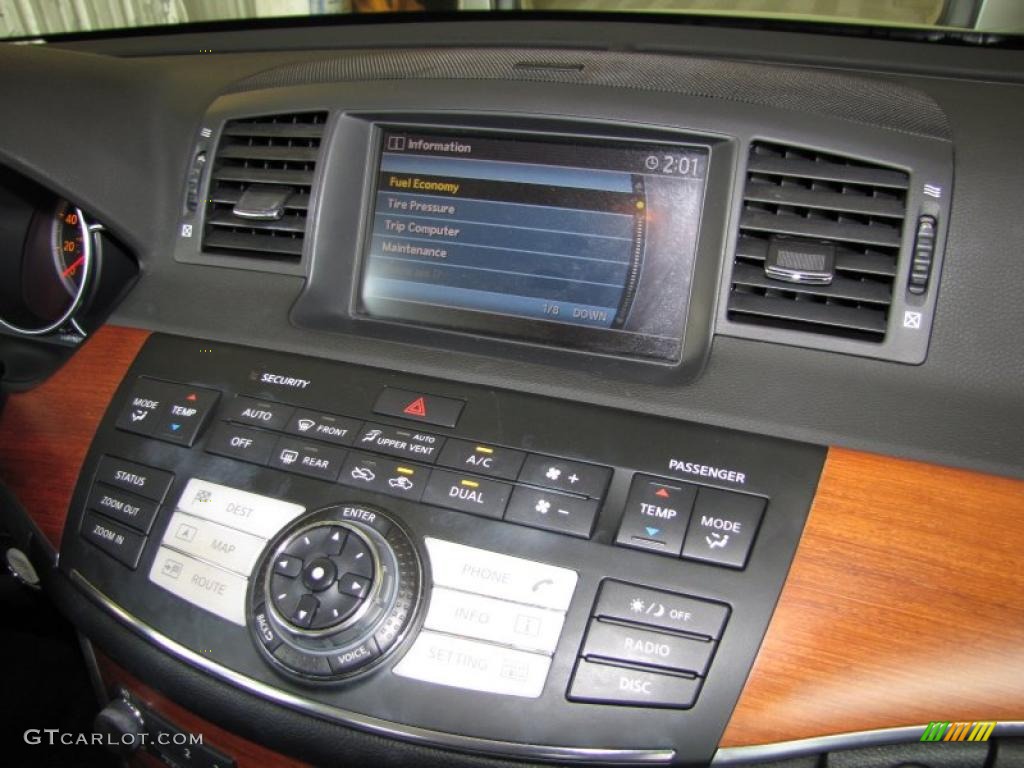 2007 Infiniti M 35 Sedan Controls Photo #47042517