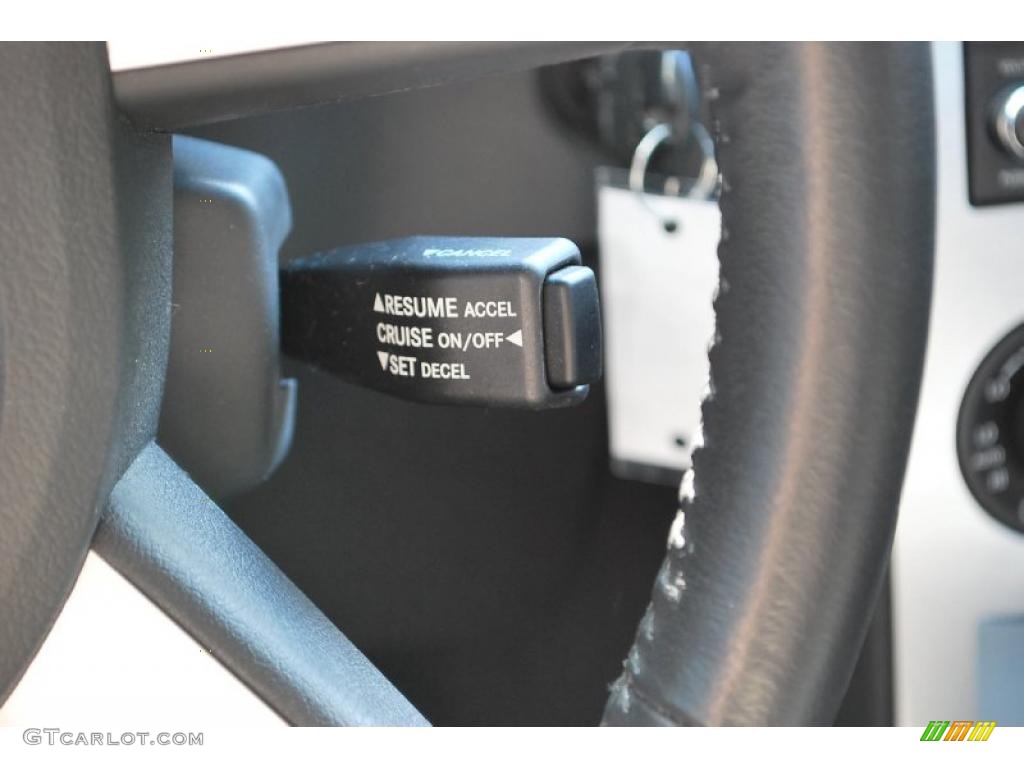 2009 Dodge Charger SRT-8 Controls Photo #47043495