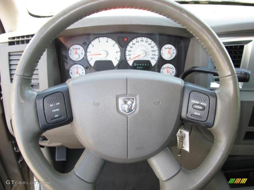 2007 Dodge Ram 1500 SLT Quad Cab Khaki Beige Steering Wheel Photo #47044038