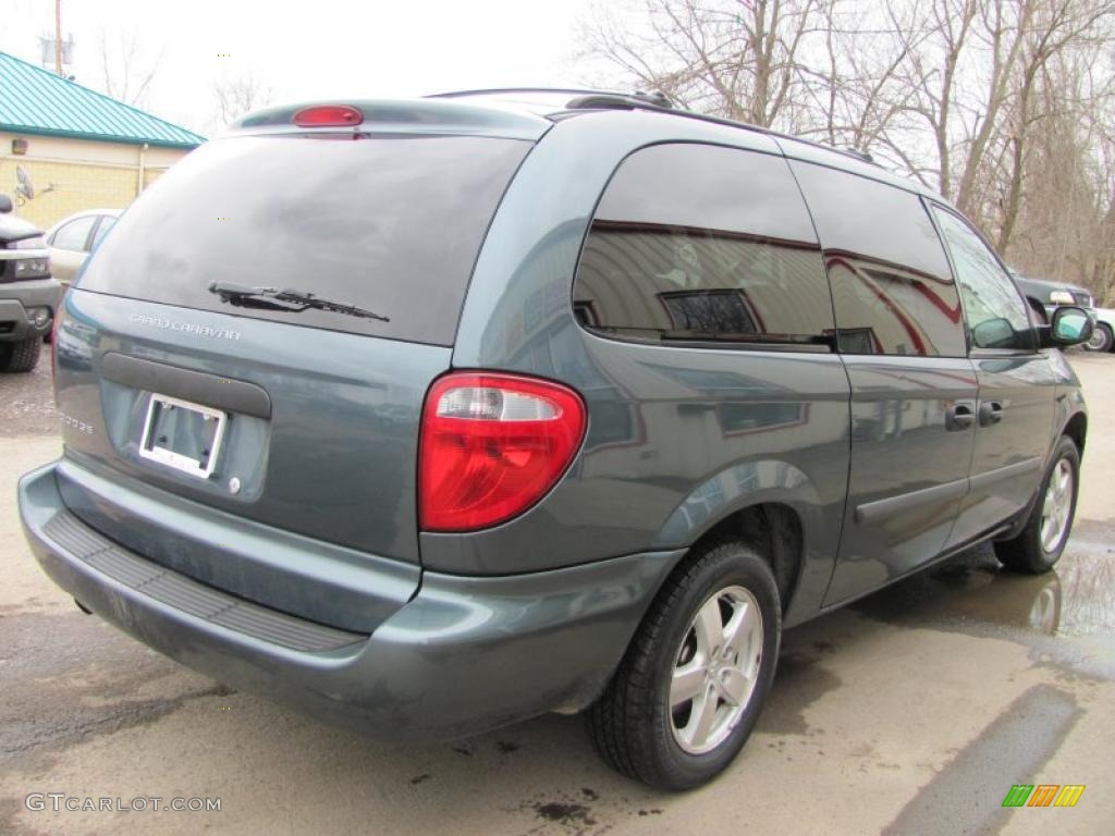 2007 Grand Caravan SE - Magnesium Pearl / Medium Slate Gray photo #17