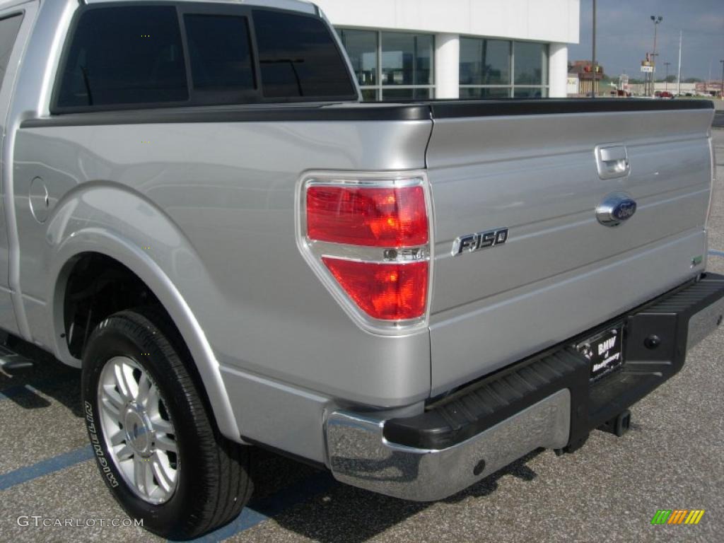 2010 F150 Lariat SuperCrew - Ingot Silver Metallic / Black photo #9