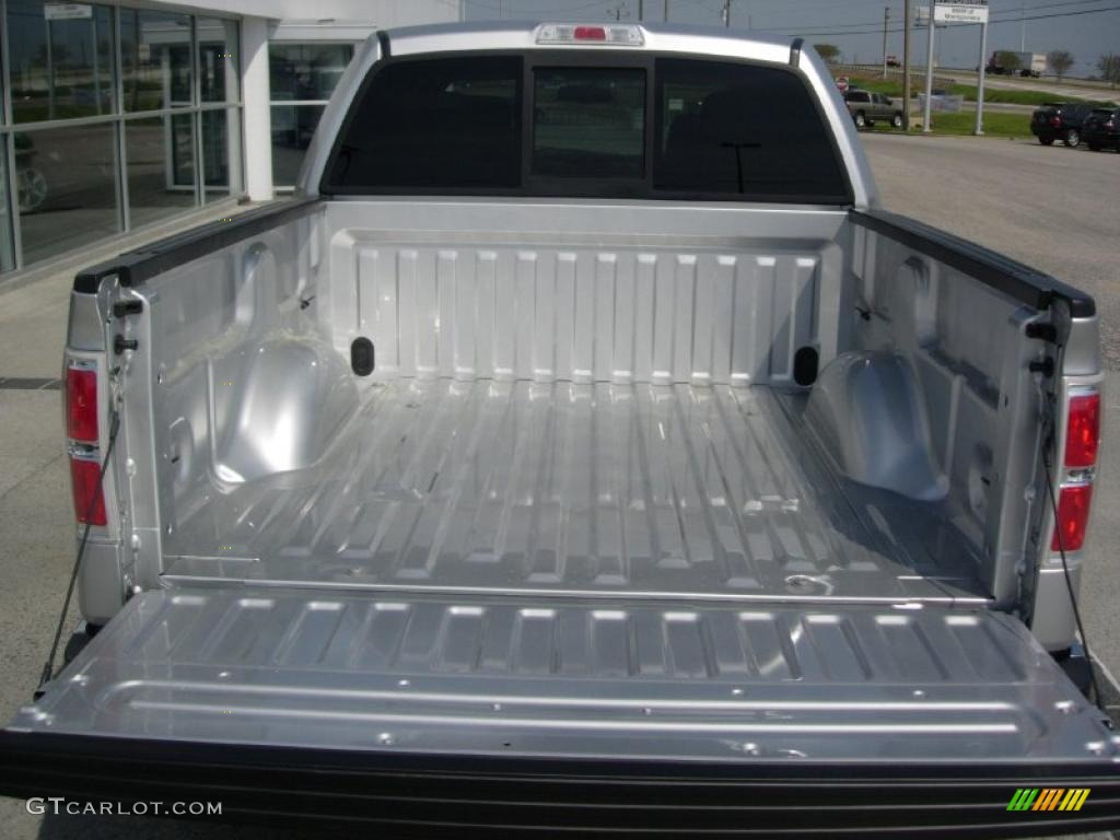 2010 F150 Lariat SuperCrew - Ingot Silver Metallic / Black photo #13