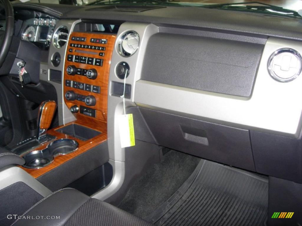 2010 F150 Lariat SuperCrew - Ingot Silver Metallic / Black photo #20
