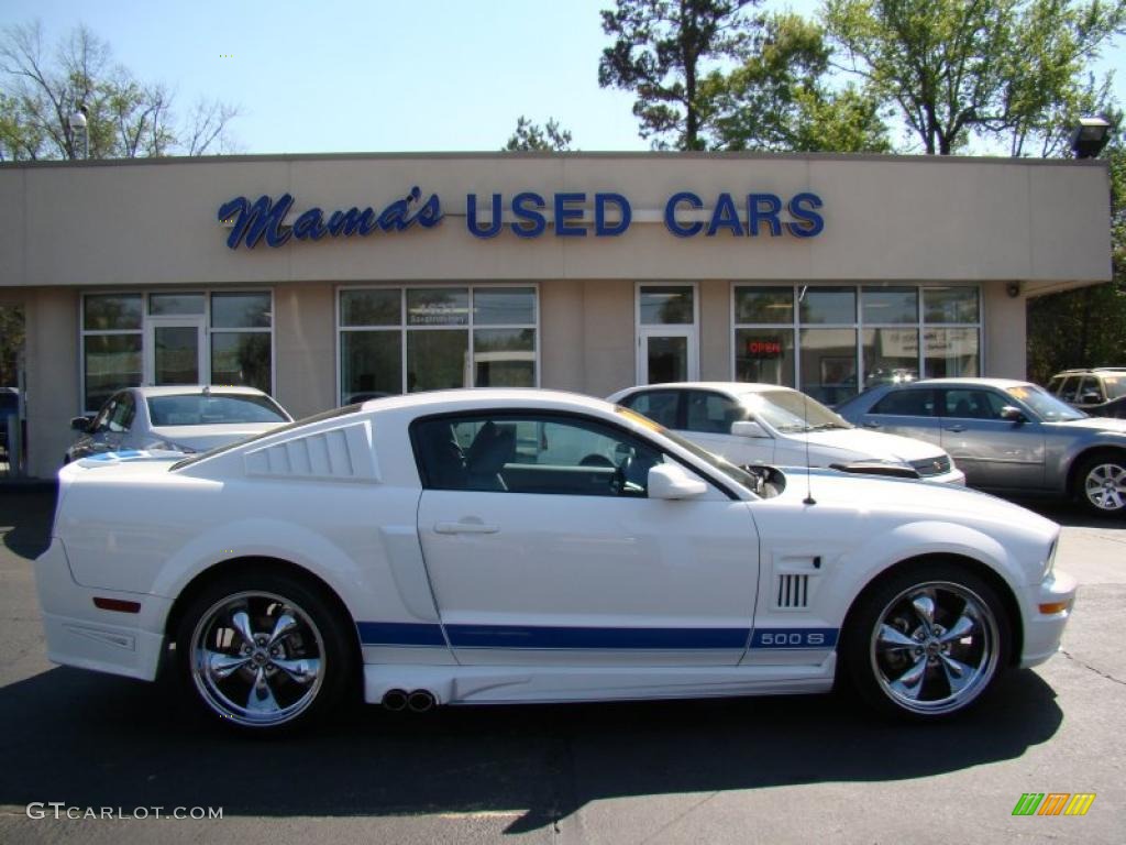 Performance White Ford Mustang