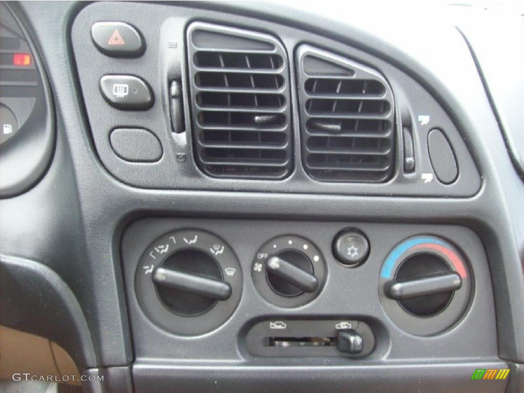 1997 Dodge Avenger ES Coupe Controls Photo #47045433