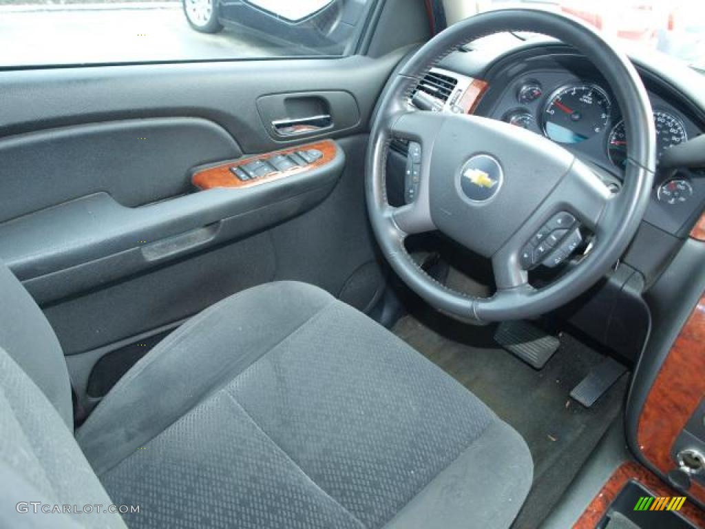 2007 Chevrolet Avalanche LT 4WD Ebony Steering Wheel Photo #47046174