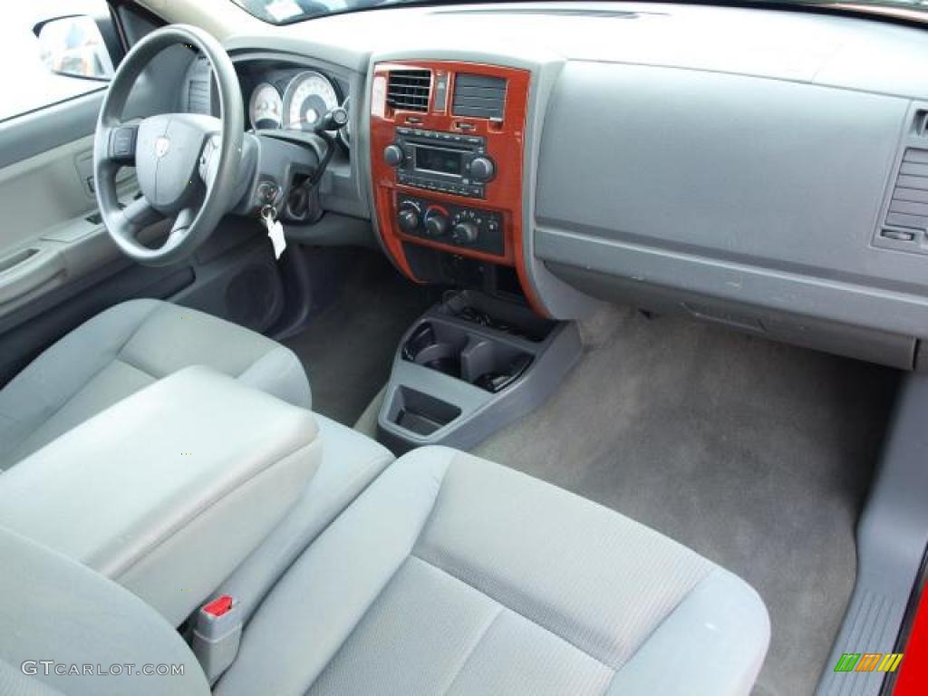 2005 Dodge Dakota SLT Club Cab Medium Slate Gray Dashboard Photo #47046756