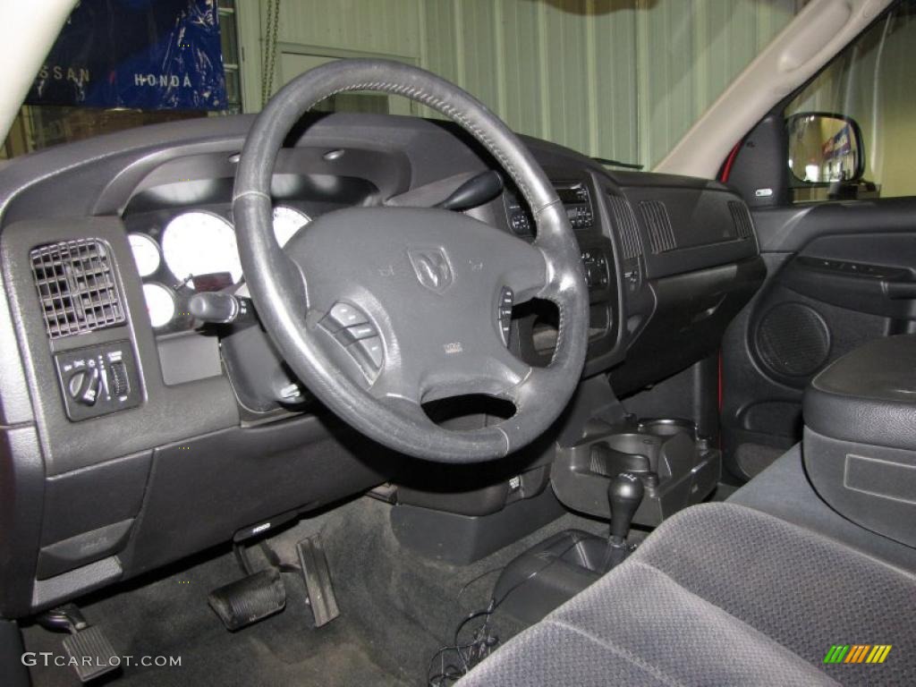 Dark Slate Gray Interior 2002 Dodge Ram 1500 SLT Regular Cab 4x4 Photo #47047185