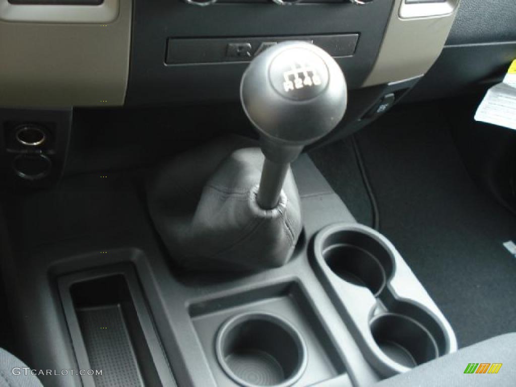 2011 Dodge Ram 2500 HD ST Crew Cab Transmission Photos