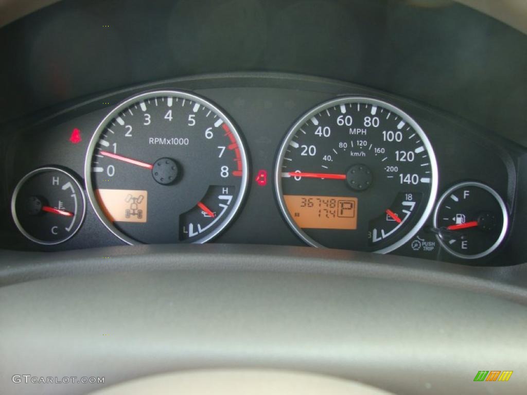 2008 Nissan Pathfinder LE V8 4x4 Gauges Photos