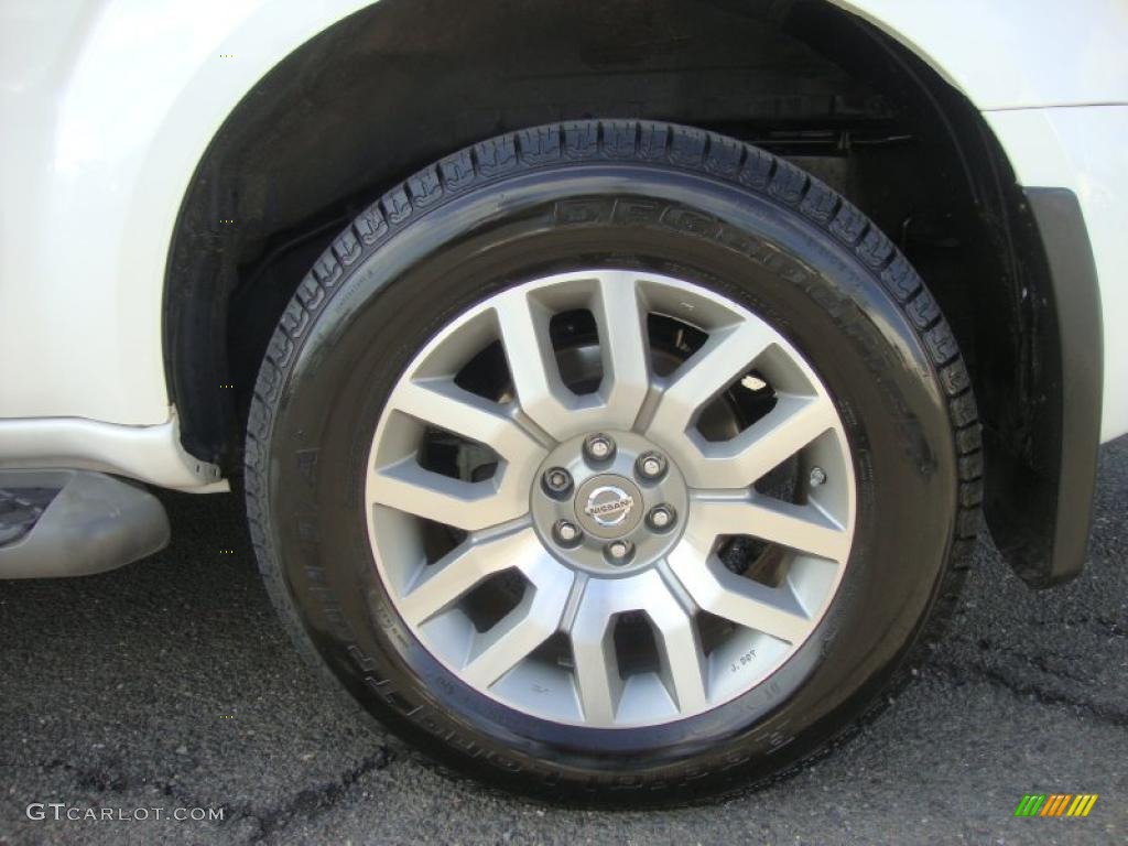 2008 Nissan Pathfinder LE V8 4x4 Wheel Photos