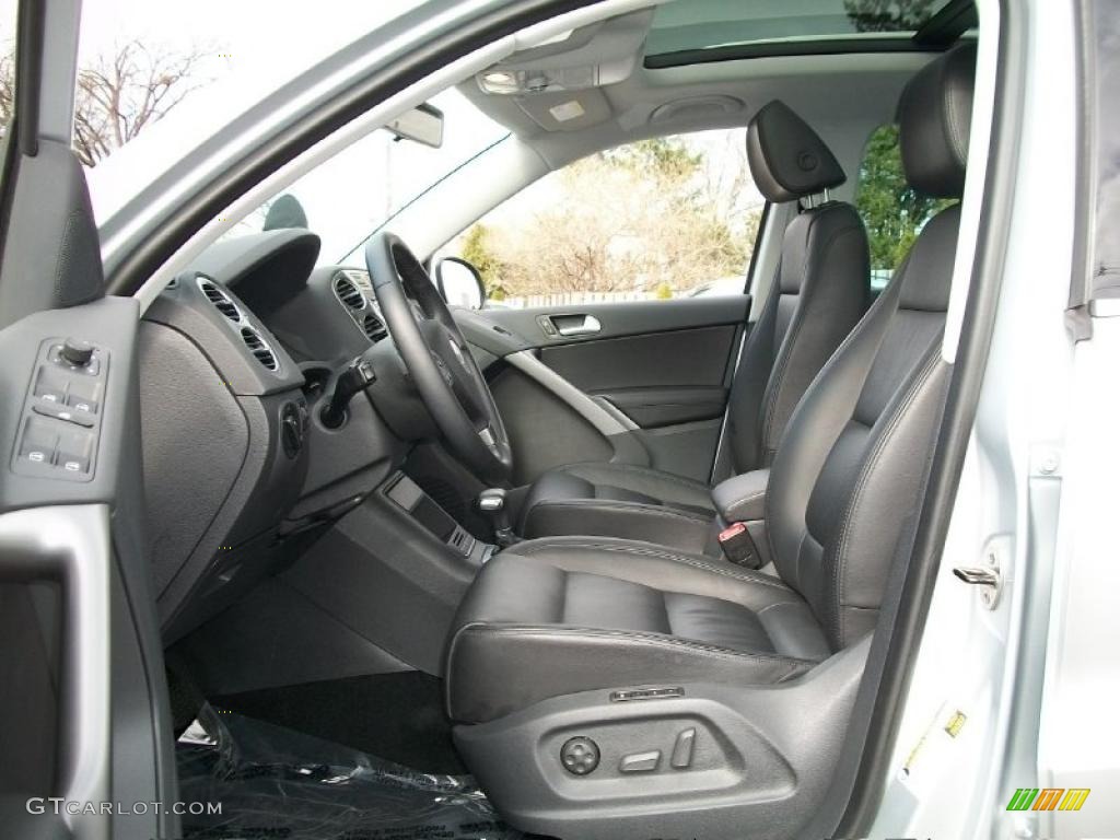 Charcoal Interior 2010 Volkswagen Tiguan SEL 4Motion Photo #47052816