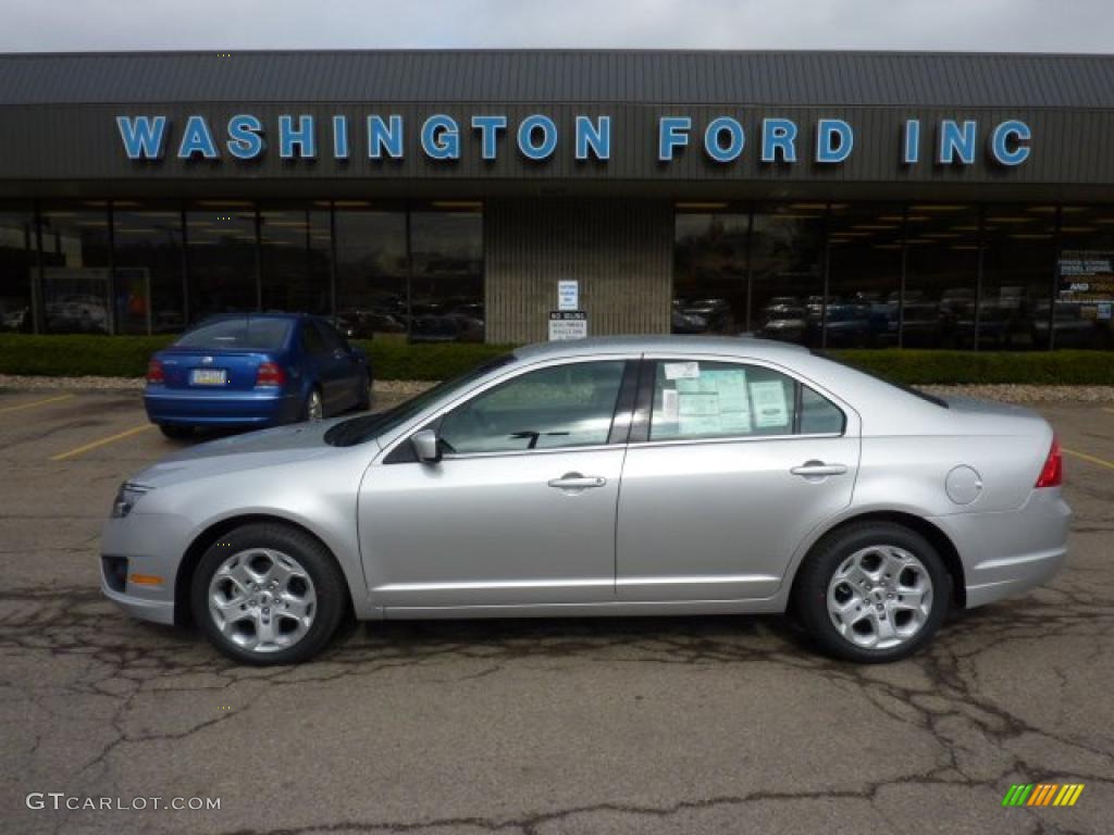 2011 Fusion SE - Ingot Silver Metallic / Charcoal Black photo #1