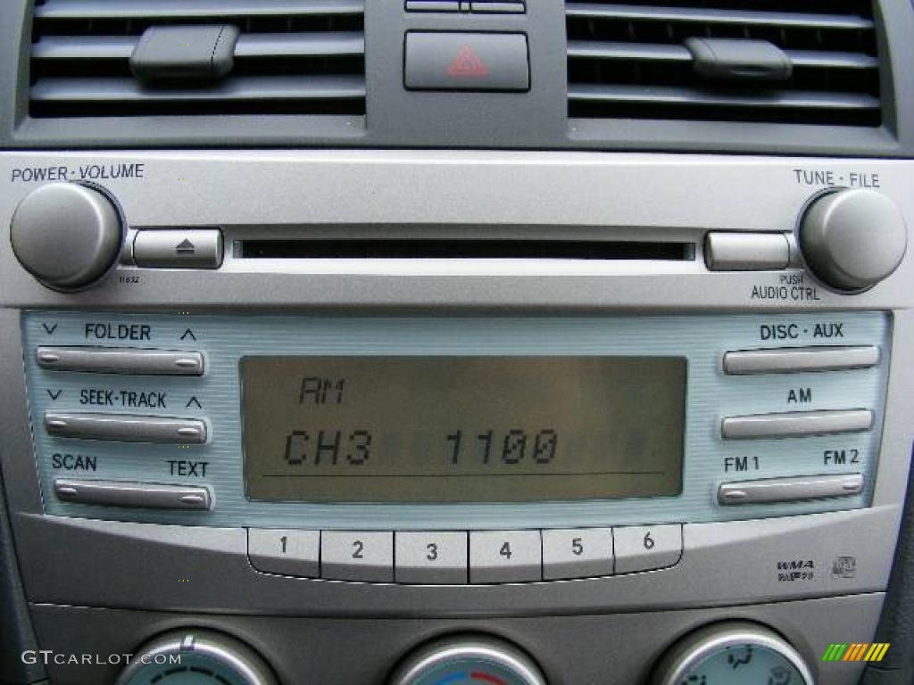 2009 Camry LE - Classic Silver Metallic / Ash photo #19