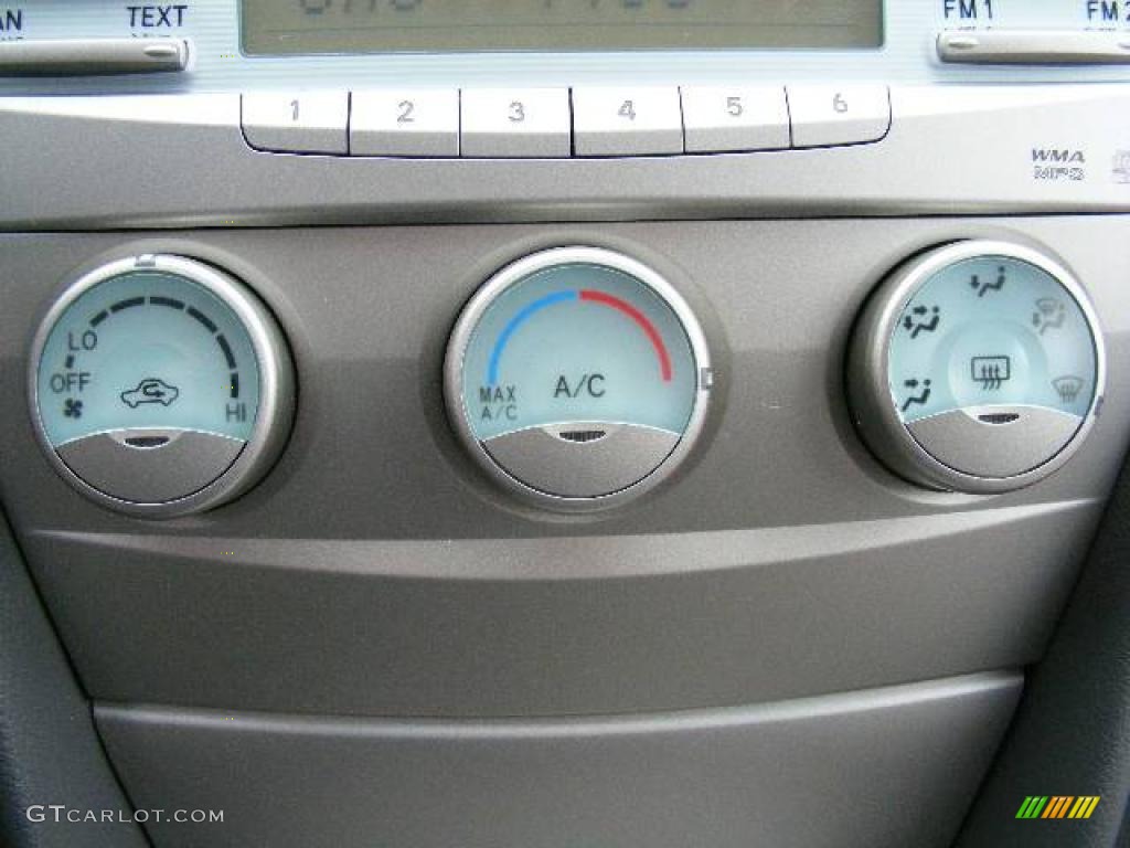 2009 Camry LE - Classic Silver Metallic / Ash photo #20