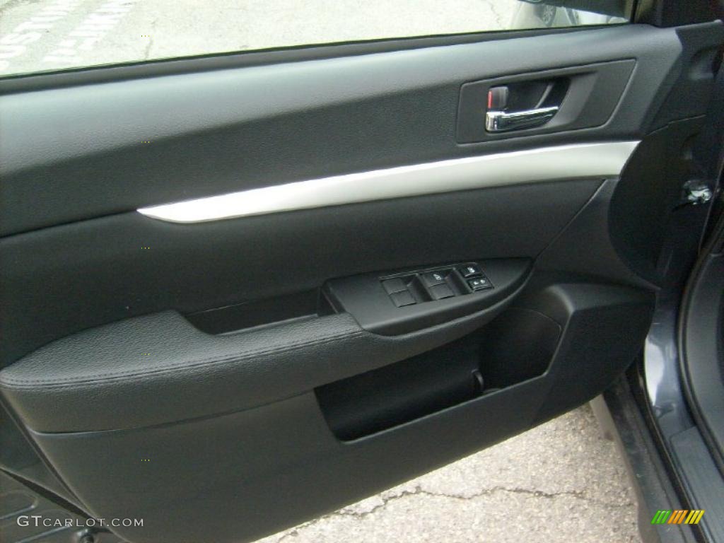 2011 Outback 2.5i Wagon - Graphite Gray Metallic / Off Black photo #14