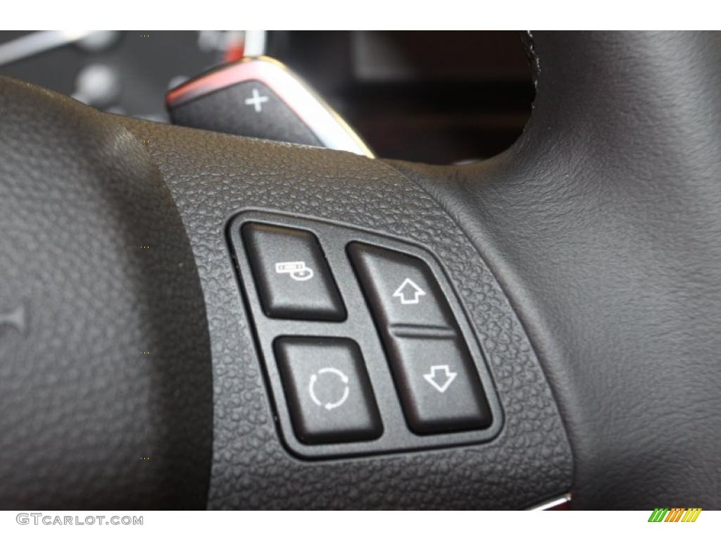2011 BMW 3 Series 335i Convertible Controls Photo #47059853