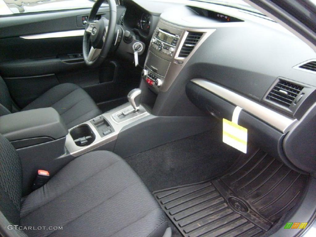 2011 Outback 2.5i Premium Wagon - Graphite Gray Metallic / Off Black photo #6