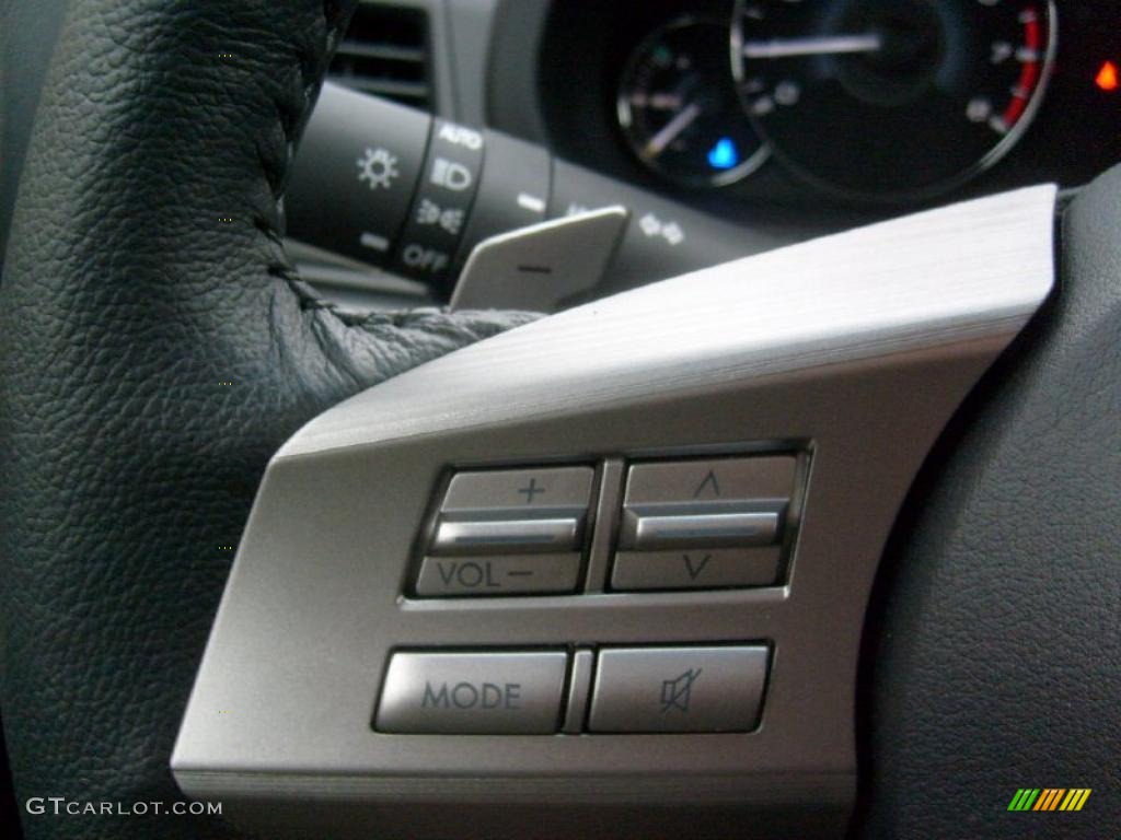 2011 Outback 2.5i Premium Wagon - Graphite Gray Metallic / Off Black photo #18