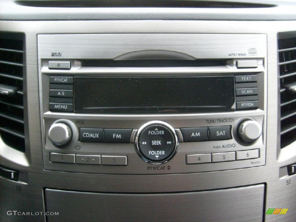 2011 Outback 2.5i Premium Wagon - Graphite Gray Metallic / Off Black photo #19
