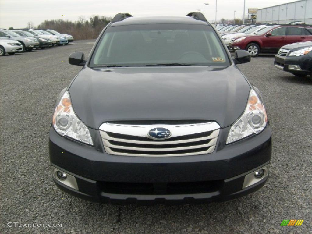 2011 Outback 2.5i Premium Wagon - Graphite Gray Metallic / Off Black photo #2