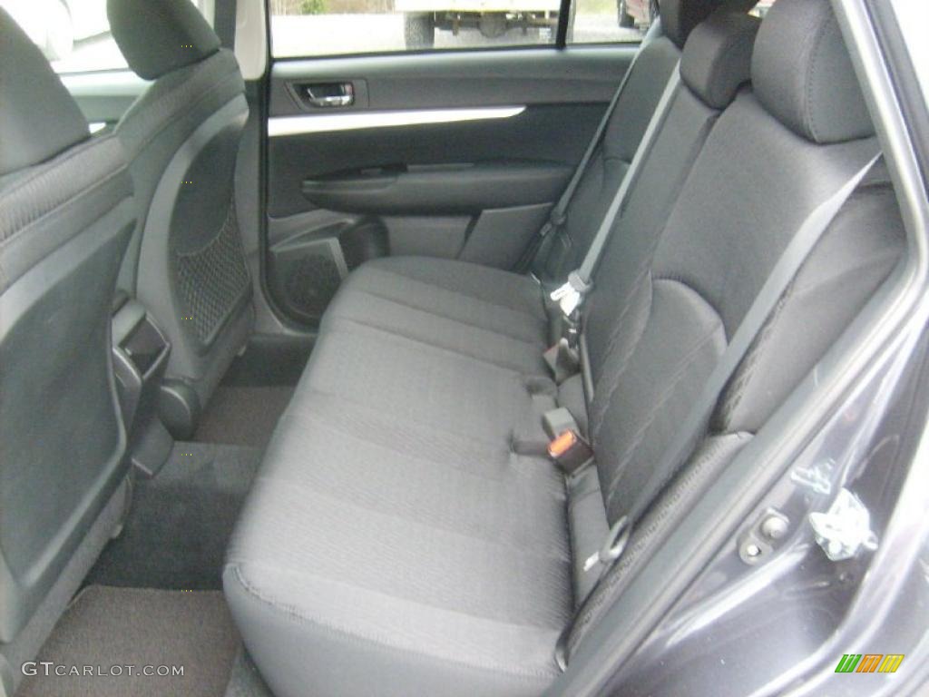 2011 Outback 2.5i Premium Wagon - Graphite Gray Metallic / Off Black photo #4