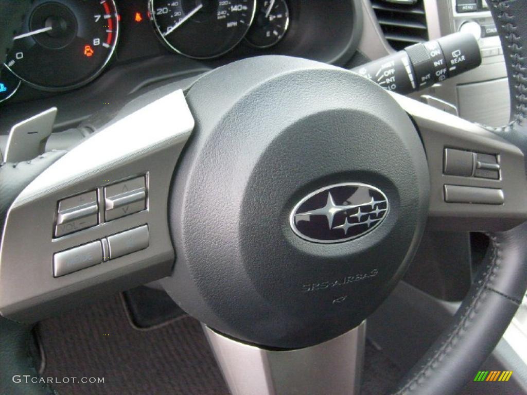 2011 Outback 2.5i Premium Wagon - Graphite Gray Metallic / Off Black photo #18