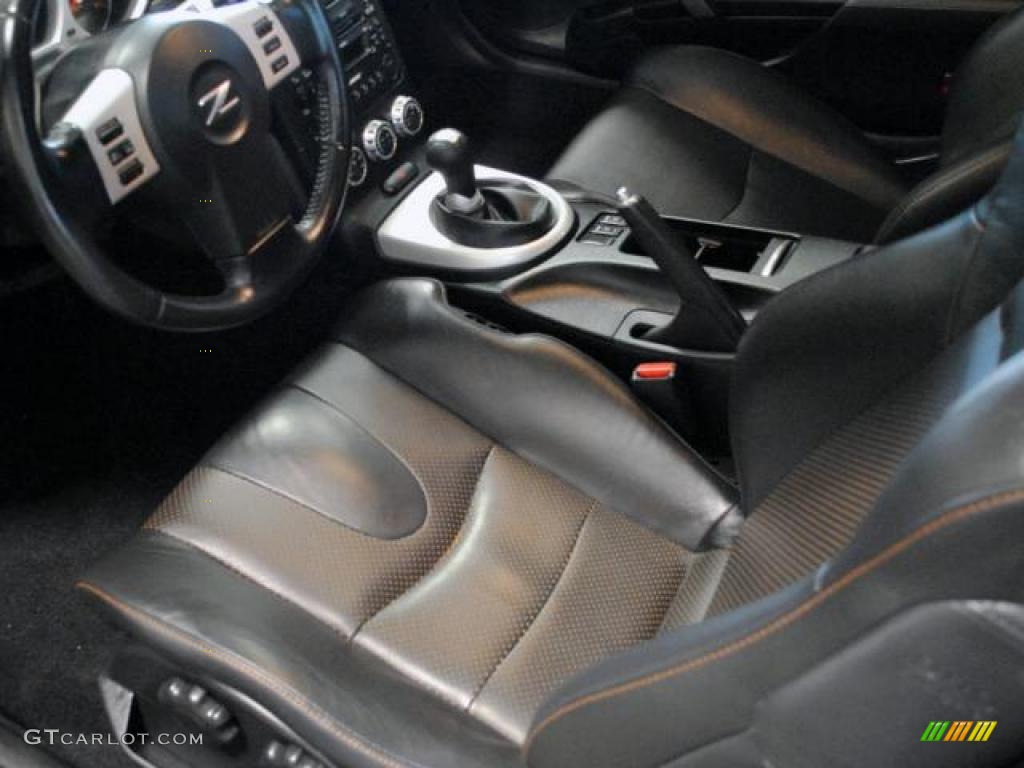 Charcoal Interior 2007 Nissan 350Z Touring Coupe Photo #47060858