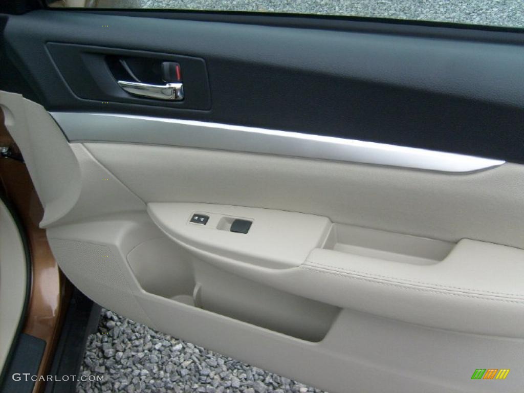 2011 Outback 2.5i Premium Wagon - Caramel Bronze Pearl / Warm Ivory photo #18