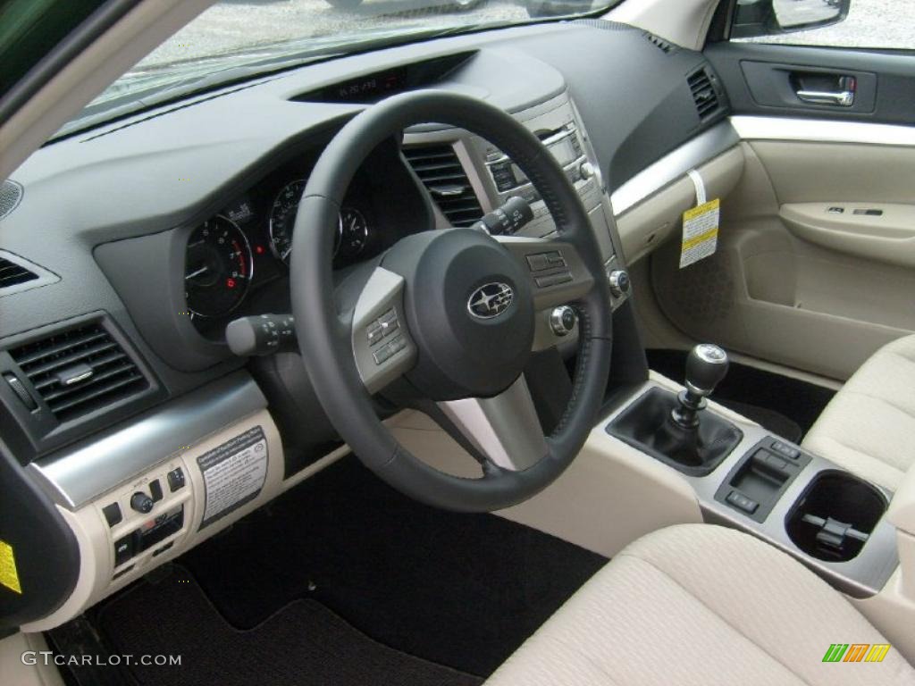 Warm Ivory Interior 2011 Subaru Outback 2.5i Premium Wagon Photo #47061413