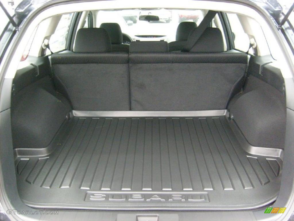 2011 Outback 2.5i Wagon - Graphite Gray Metallic / Off Black photo #4