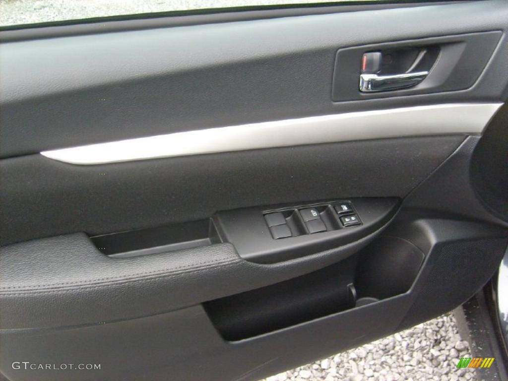 2011 Outback 2.5i Wagon - Graphite Gray Metallic / Off Black photo #15