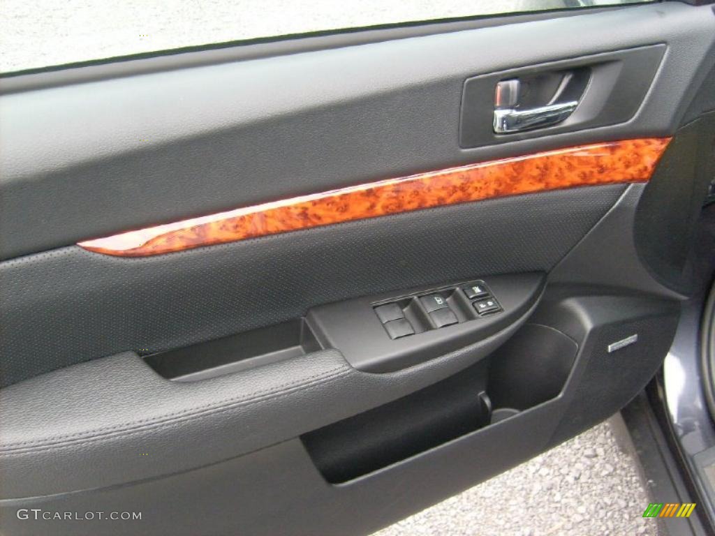 2011 Subaru Outback 2.5i Limited Wagon Off Black Door Panel Photo #47062388