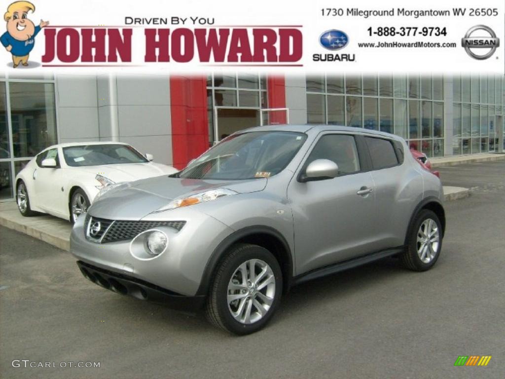 Chrome Silver Nissan Juke