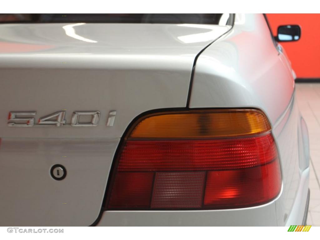 1999 BMW 5 Series 540i Sedan Marks and Logos Photo #47066930