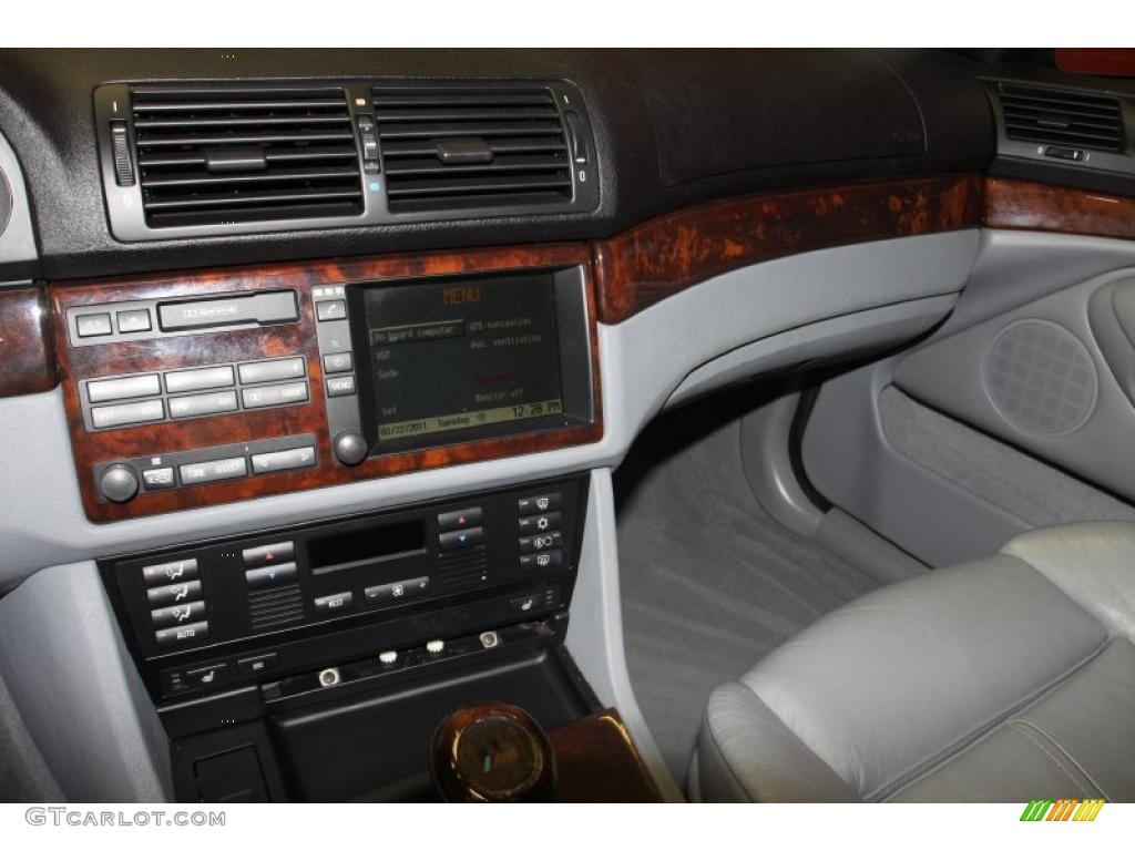 1999 BMW 5 Series 540i Sedan Controls Photo #47067047