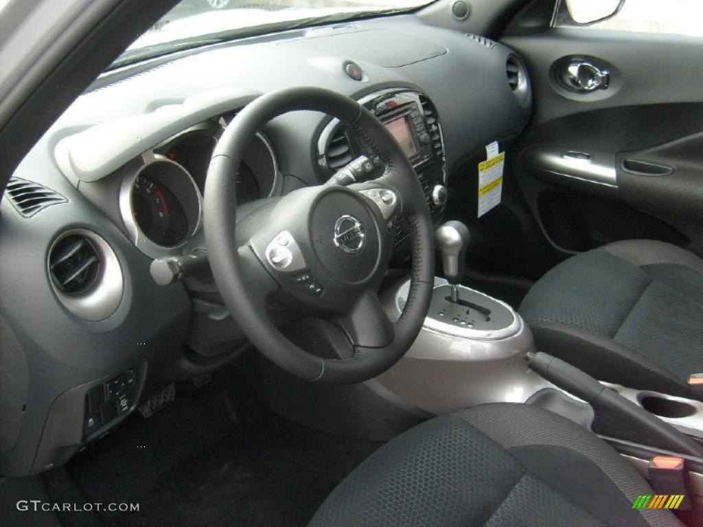 Black/Silver Trim Interior 2011 Nissan Juke SV AWD Photo #47067110