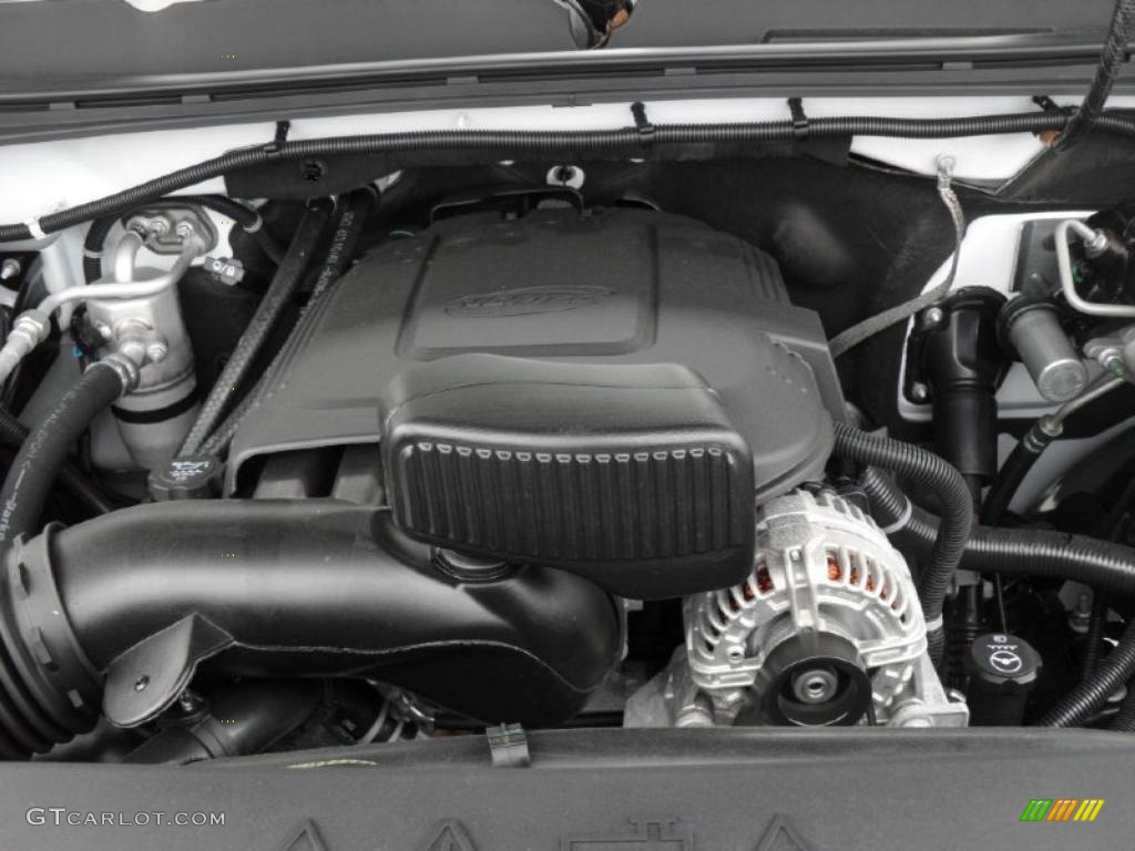 2011 Chevrolet Silverado 2500HD Regular Cab Chassis 6.0 Liter OHV 16-Valve VVT Vortec V8 Engine Photo #47069447