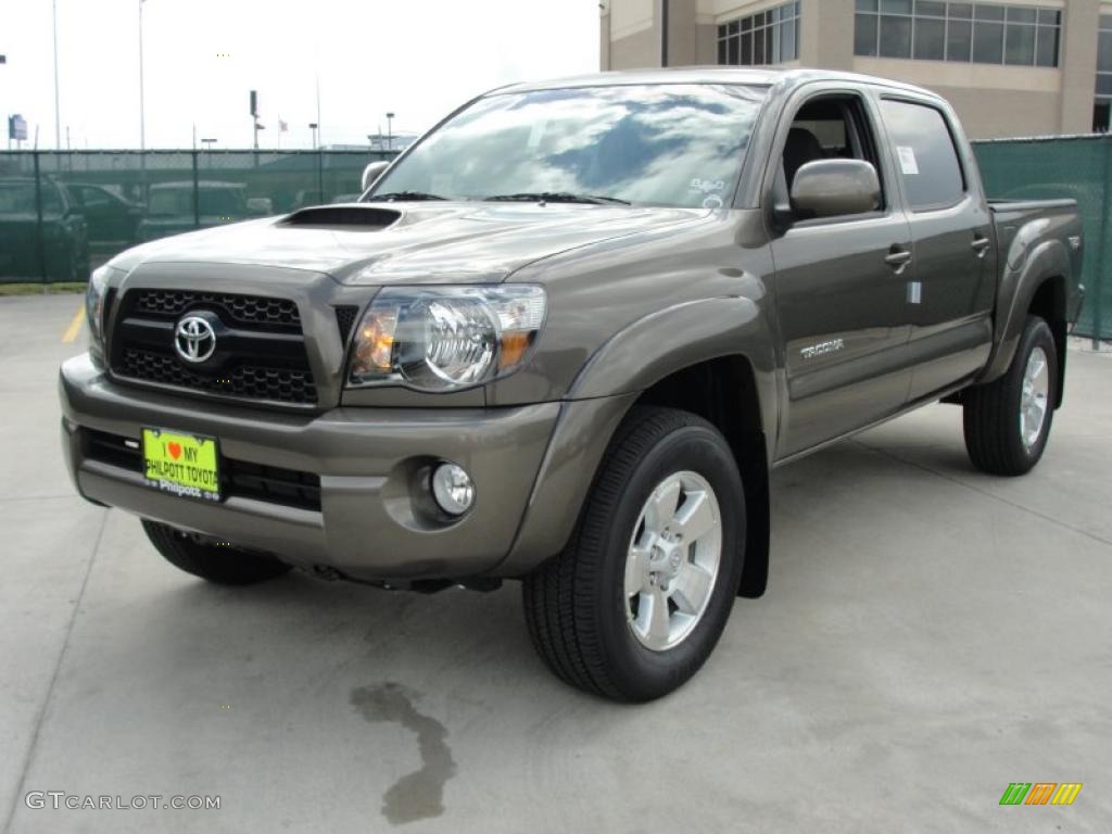 2011 Tacoma V6 TRD Sport PreRunner Double Cab - Pyrite Mica / Graphite Gray photo #7
