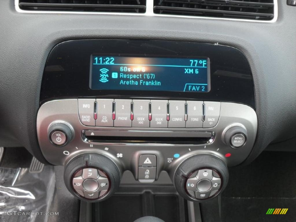 2011 Chevrolet Camaro LT Coupe Controls Photo #47069984