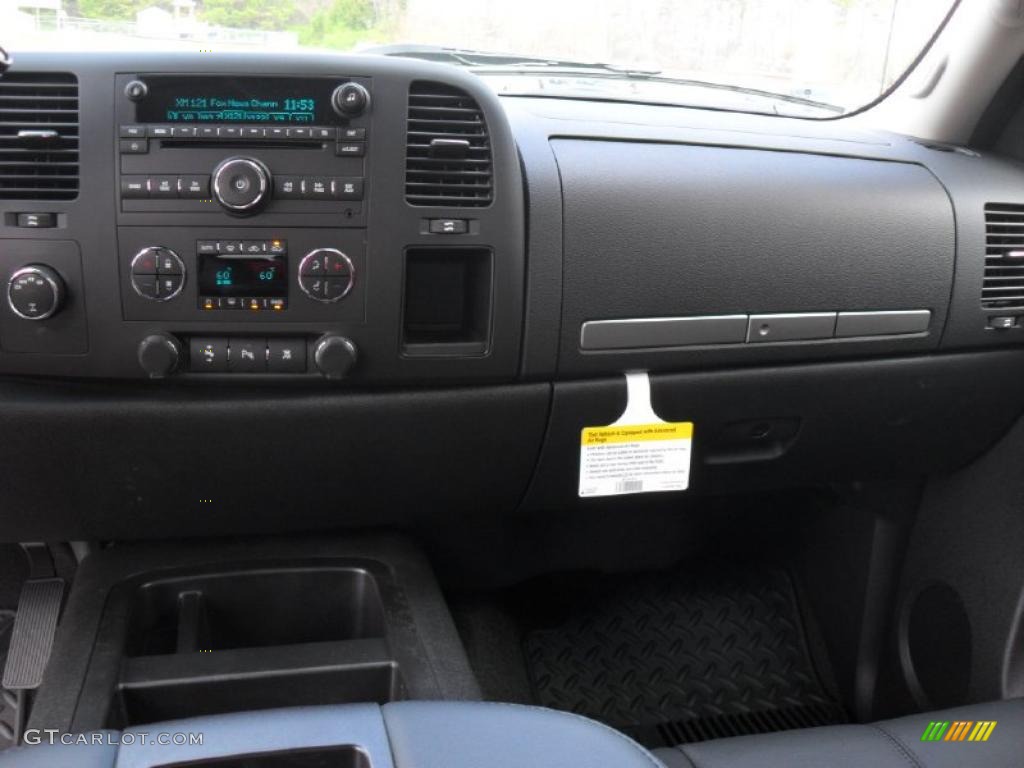 2011 Silverado 1500 LT Extended Cab 4x4 - Sheer Silver Metallic / Ebony photo #17