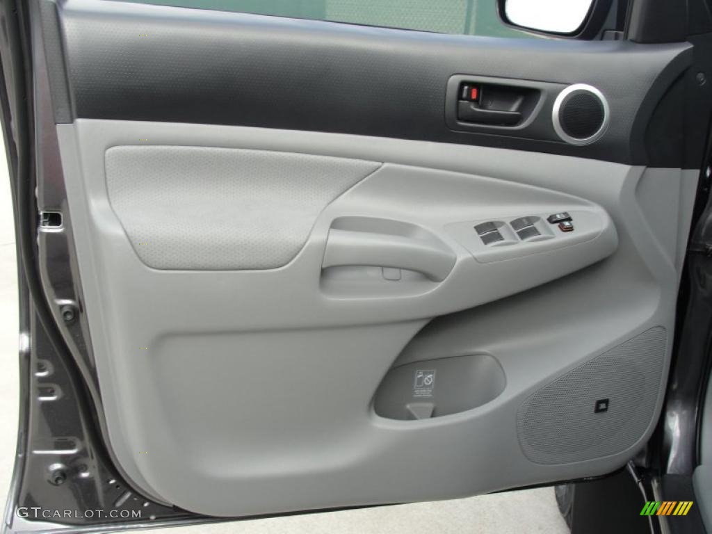 2011 Tacoma V6 PreRunner Double Cab - Magnetic Gray Metallic / Graphite Gray photo #21