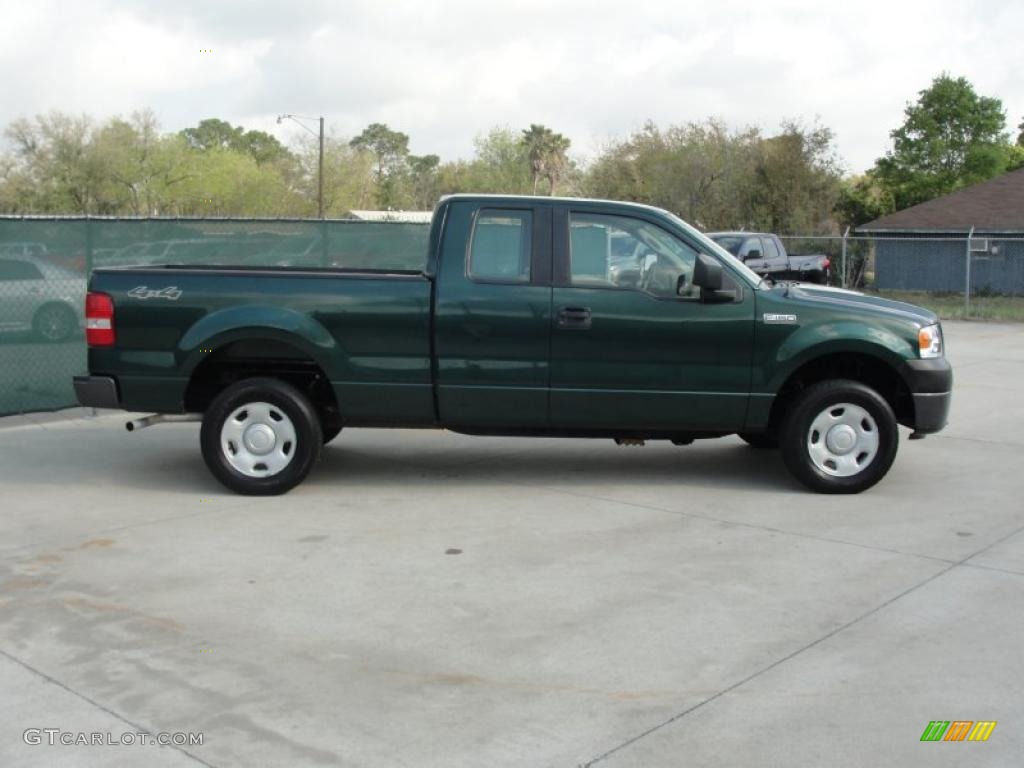 Forest Green Metallic 2007 Ford F150 XL SuperCab 4x4 Exterior Photo #47072885