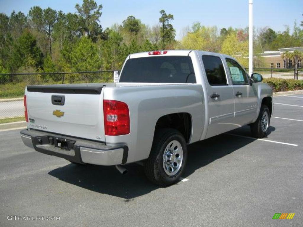 2011 Silverado 1500 LS Crew Cab - Sheer Silver Metallic / Dark Titanium photo #2