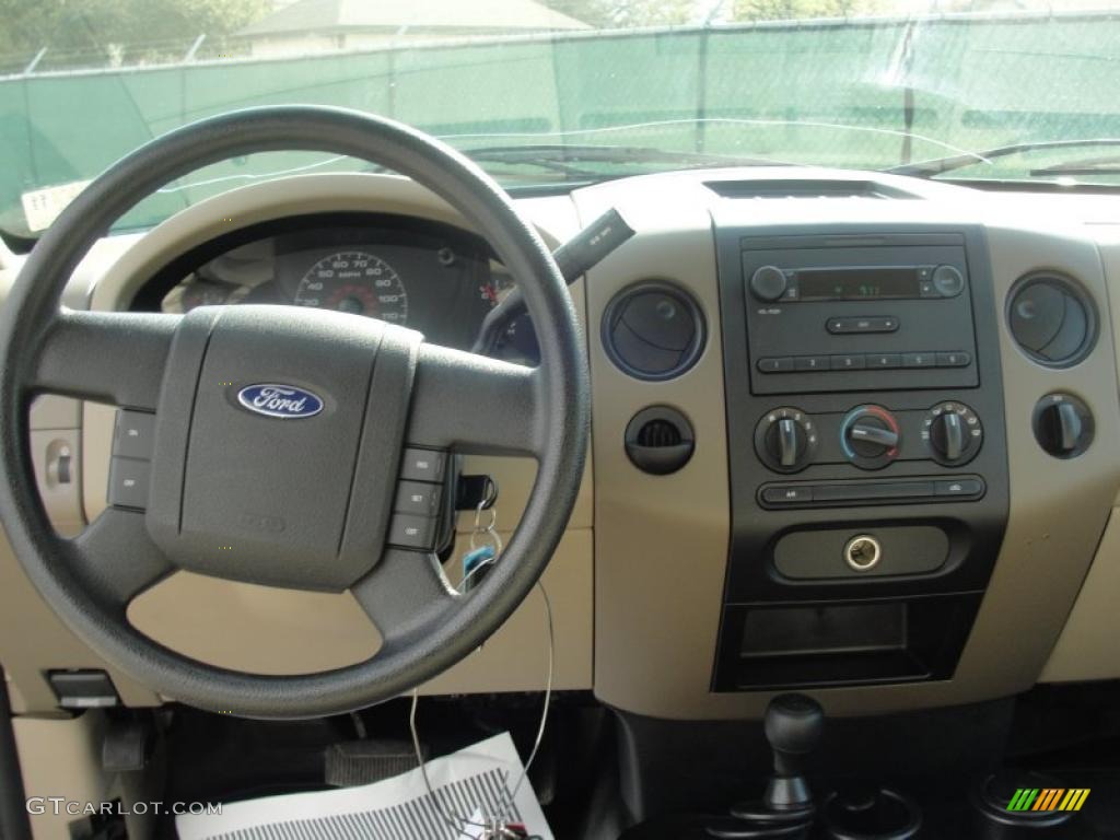 2007 Ford F150 XL SuperCab 4x4 Tan Dashboard Photo #47073383