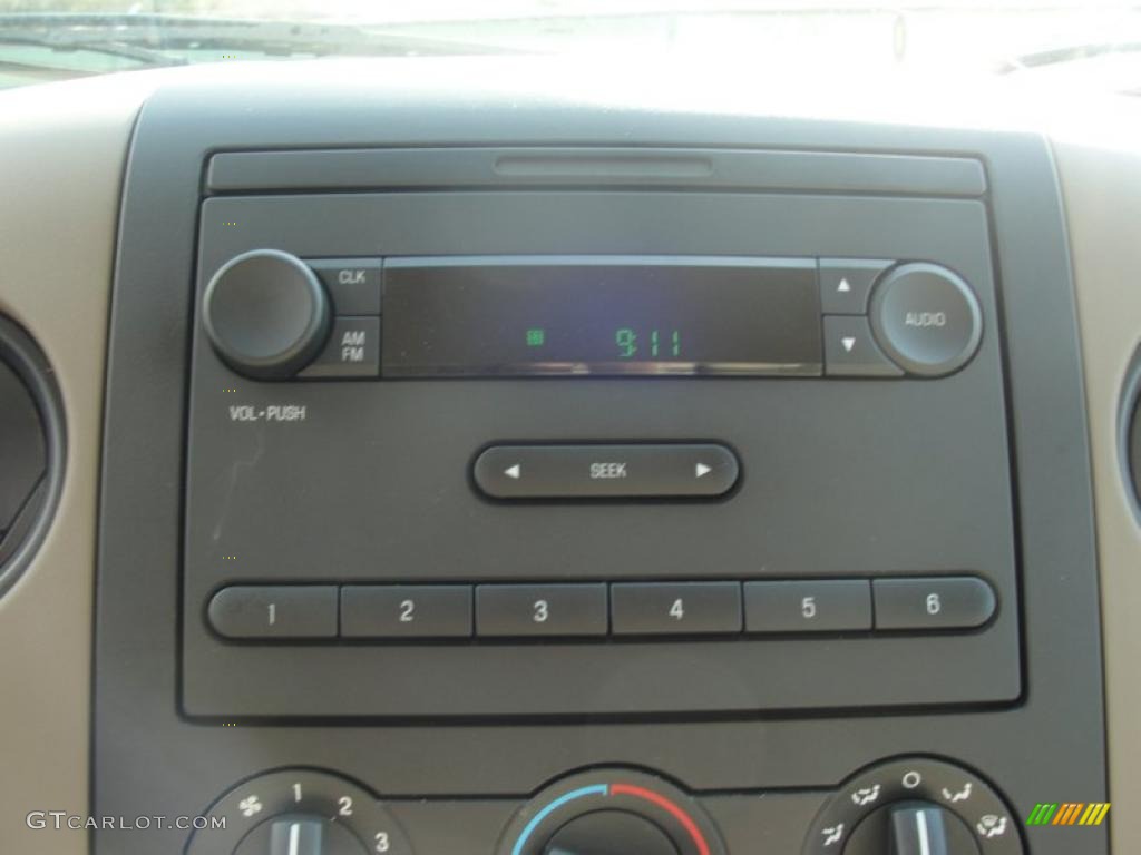 2007 Ford F150 XL SuperCab 4x4 Controls Photo #47073413