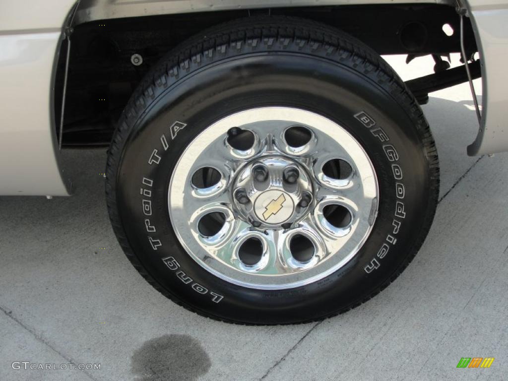 2005 Chevrolet Silverado 1500 LS Extended Cab Wheel Photo #47073713
