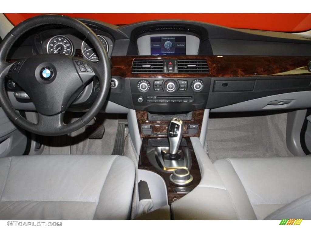 2008 5 Series 528i Sedan - Space Grey Metallic / Grey photo #5