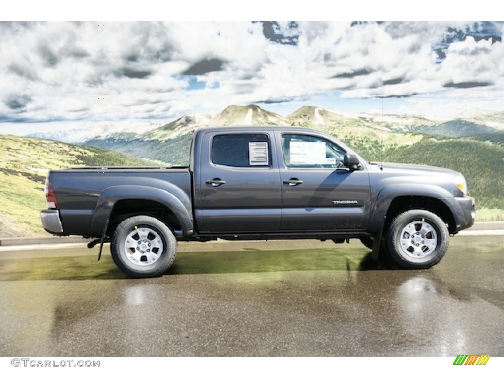Magnetic Gray Metallic 2011 Toyota Tacoma V6 SR5 Double Cab 4x4 Exterior Photo #47074916