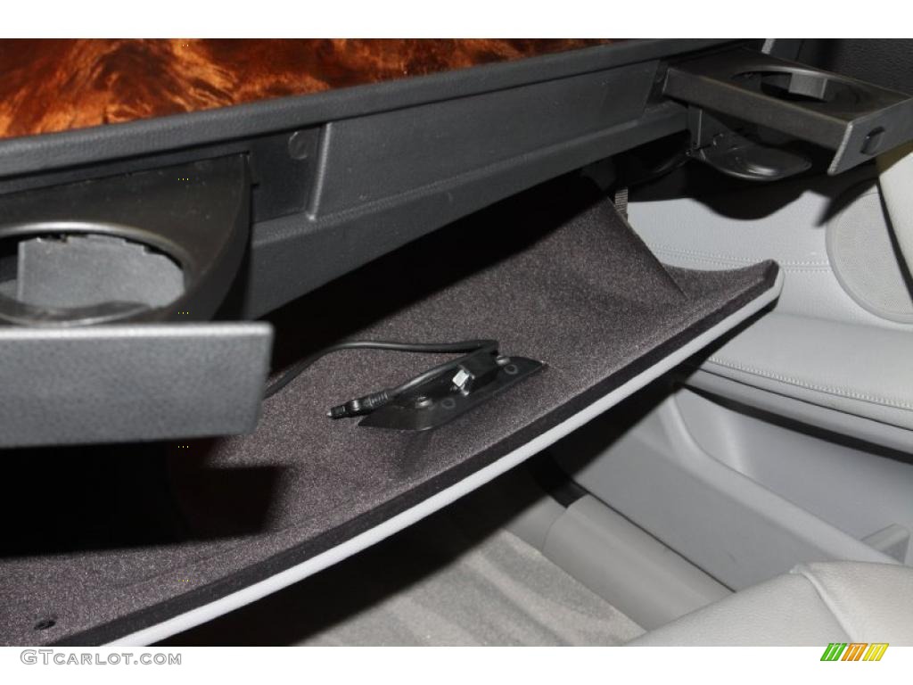 2008 5 Series 528i Sedan - Space Grey Metallic / Grey photo #30